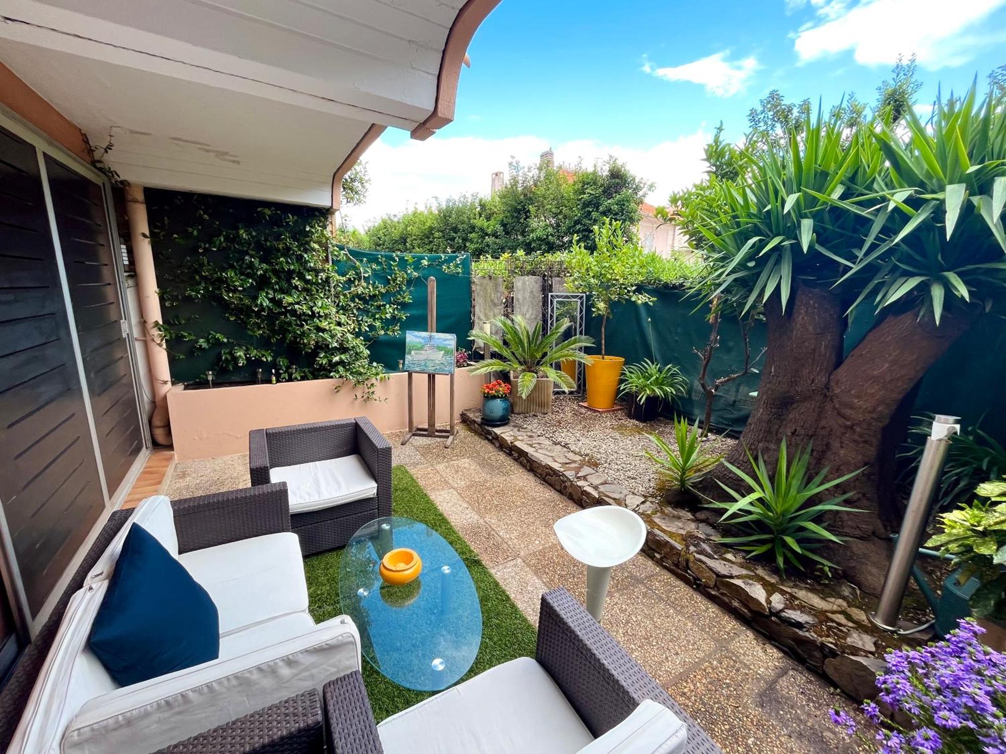 Appartamento Private Garden In Center Of Saint Tropez Esterno foto